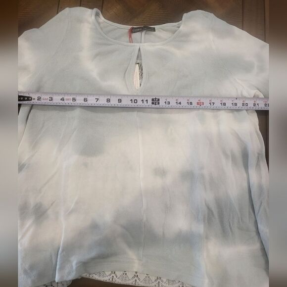 Gypsy 05 Boho high low sweater with lace back Small blue and off white - Picture 3 of 6